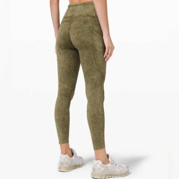 Lululemon 2020 Fast and Free High Rise Tight 25" *Ice Dye size 4 - Picture 12 of 14